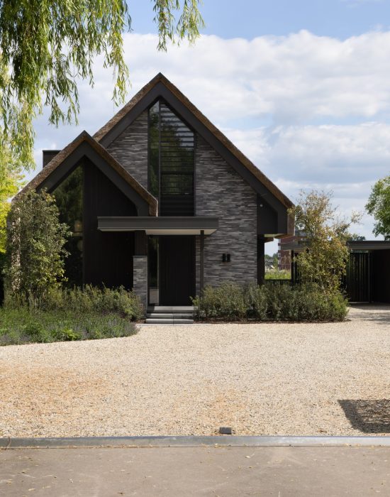 De entree huis in de Kwakel